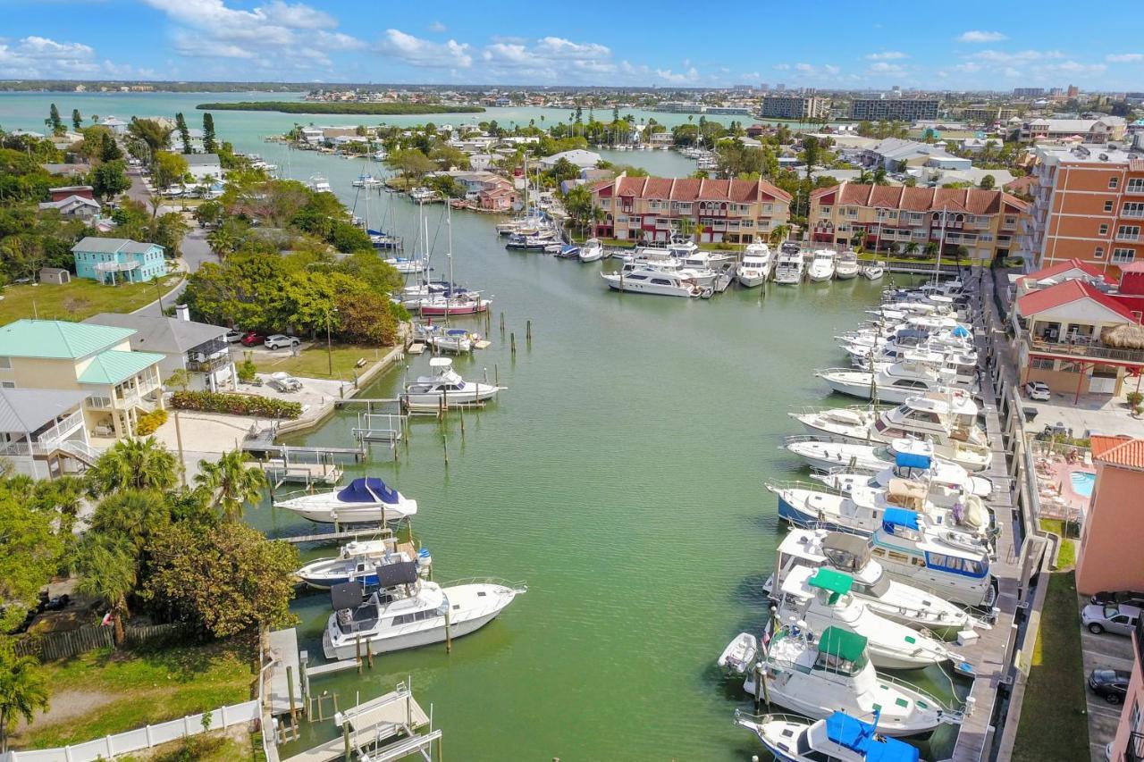 Apartamento Bay Front Oasis St. Pete Beach Exterior foto