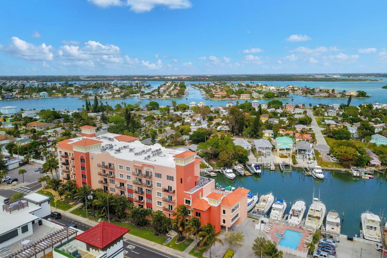 Apartamento Bay Front Oasis St. Pete Beach Exterior foto